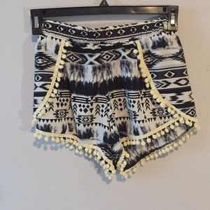 Black/ cream printed shorts